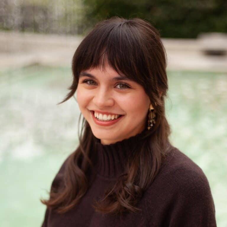 Headshot of Renna Hickey